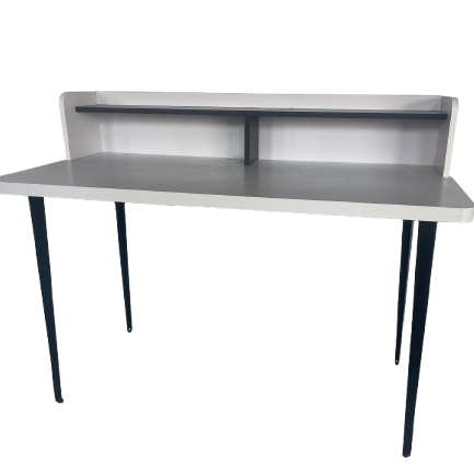 Kelly Desk